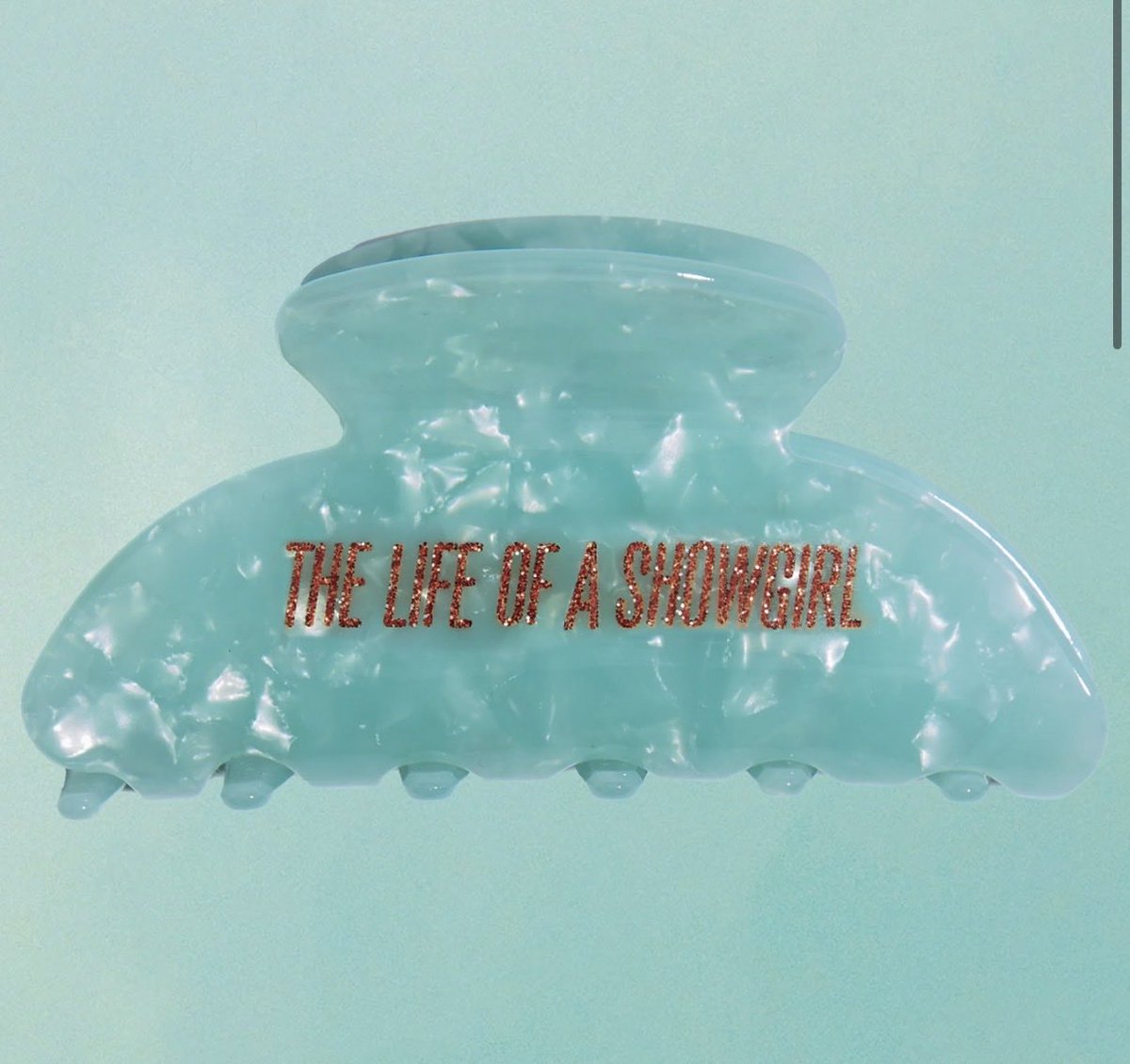 집게핀 z motywem The Life of a Showgirl, przysięgam że nie wiem jak to się nazywa po polsku. 🥺❤️‍🔥