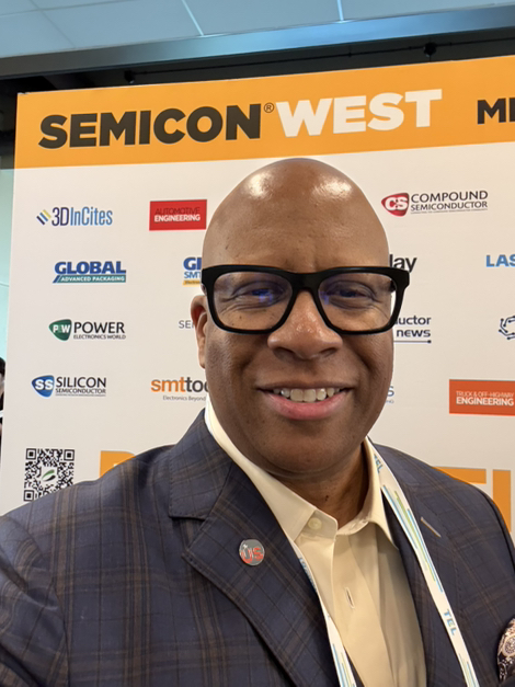 ColumbusChamber's tweet image. President &amp;amp; CEO, Derrick R. Clay and Board Chair, Brandon Dupler had a fantastic conversation with @phxchamber President &amp;amp; CEO, Todd Sanders!

#SEMICONWest offered a powerful preview for our Columbus Region.

#ColumbusChamber #Semiconductor #EconomicGrowth #ColumbusRegion