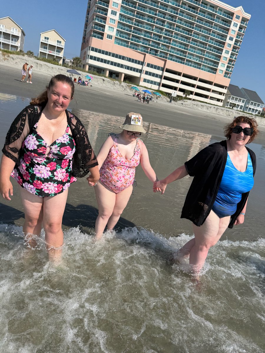 sertomacenter's tweet photo. 💙 As our community came together at the Sandbar Social, a group of our supported ladies were enjoying something just as special — a ladies trip to Myrtle Beach! 🏖️ With sunshine, smiles, and sandy toes, it was pure joy. https://t.co/9XOcbKnMXW