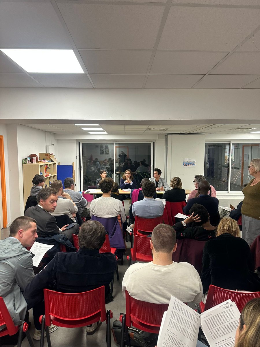 Clôture de nos groupes de travail du #PS20e sur le projet municipal hier soir !

Une belle contribution pour le projet d'<a href="/EricPliez/">Eric Pliez</a> et d'<a href="/egregoire/">Emmanuel Grégoire</a> ✊🌹

#Municipales2026