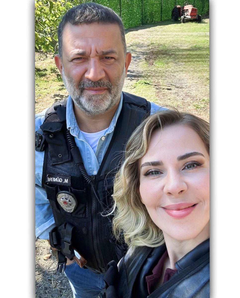 Bölüm öncesi Oya Okar ve Şevket Çoruh’tan partner karesi. ✨

#SelMes #ArkaSokaklar