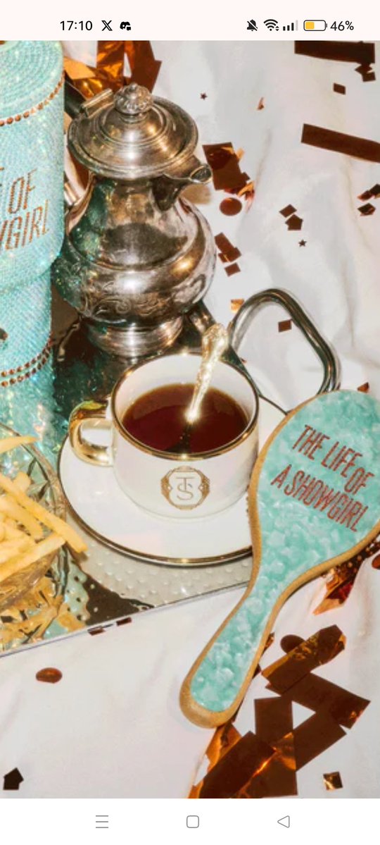 InJDWeStan's tweet image. But when are we getting the bedding &amp;amp; teacup?
