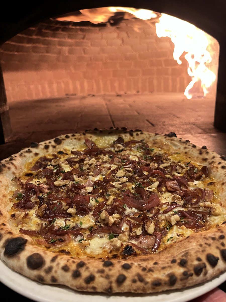 “Autumn Thyme” roasted squash base, mozzarella &amp; brie cheeses, smoked bacon, caramelized red onions, toasted walnuts &amp; fresh thyme. This weekend only! Check it out