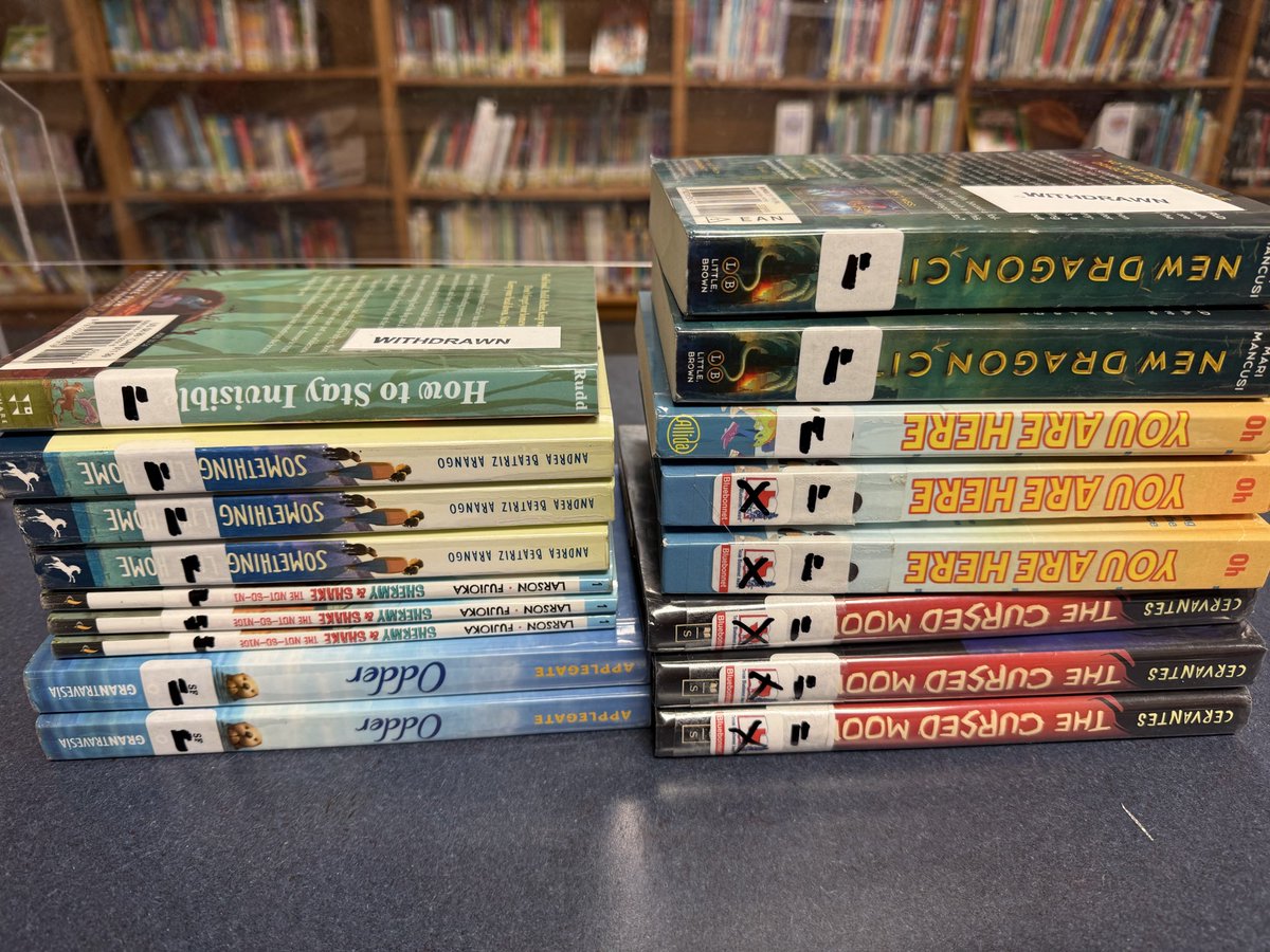 LibraryAHCES's tweet image. Today is a wonderful day to weed out last year’s Texas Bluebonnet 📚. These wonderful books will be offered to classroom teachers first, and if there are any  left, they will be offered to our students. 💛💙 Weeding out our library helps us restock classroom &amp;amp; home libraries.