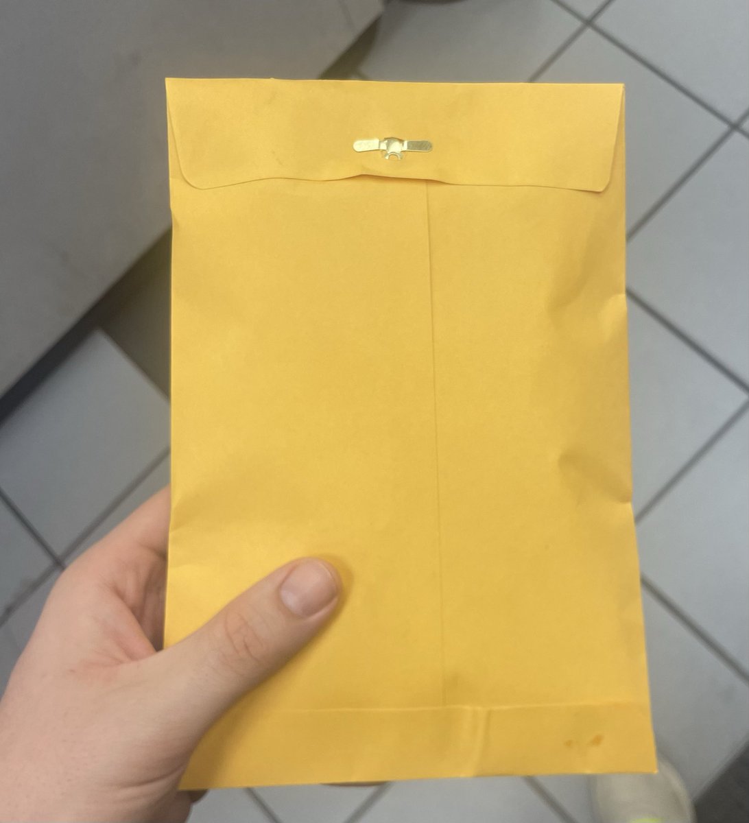 Gym worn, white Nike socks just shipped 📦 Who’s the lucky guy?