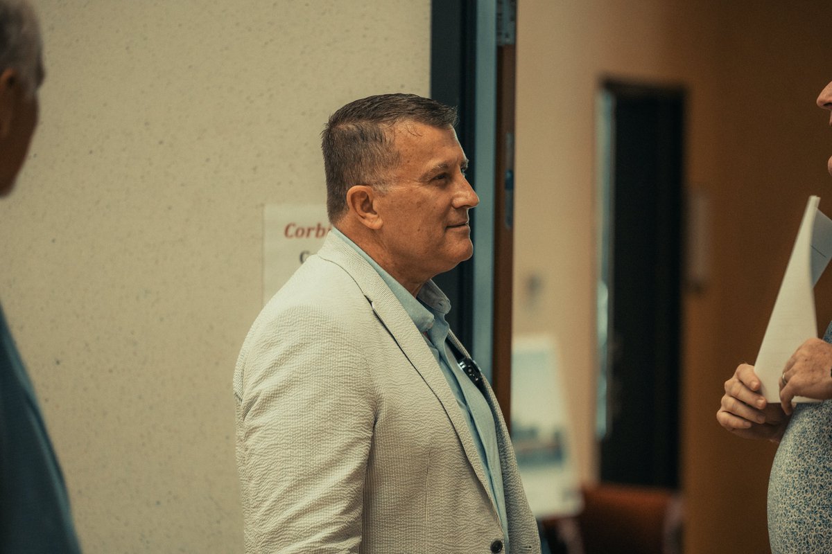 Speak truth in love. Build up, don’t tear down. Great leaders don’t sugarcoat – they speak truth with love. Truth without love harms, while love without truth deceives. When your motive is to build up, words heal, trust grows, and greatness emerges. #letsGROW 🌱