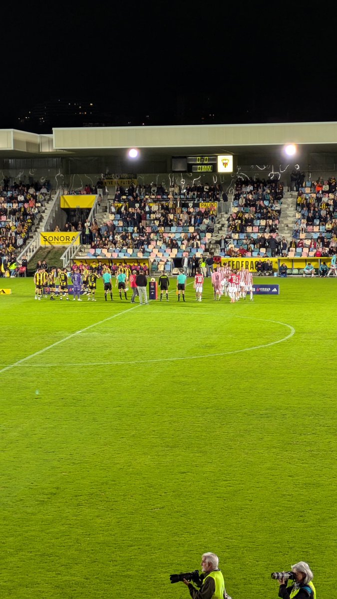 Manex Agirre (@manex_agirre) on Twitter photo 📍 Lasesarre
⚽ <a href="/BarakaldoCF/">Barakaldo C.F.</a> - <a href="/AthleticClub/">Athletic Club</a> B
🎙️ <a href="/kirolgauaEITB/">Kirol gaua</a> 📍 Lasesarre
⚽ <a href="/BarakaldoCF/">Barakaldo C.F.</a> - <a href="/AthleticClub/">Athletic Club</a> B
🎙️ <a href="/kirolgauaEITB/">Kirol gaua</a>