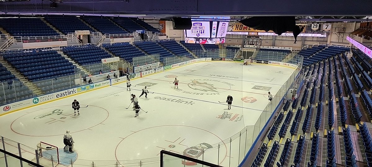 Aidan Robertson (@aidannrobertson) on Twitter photo QMJHL Friday Night Hockey on @eastlink takes us to Centre 200 tonight, as the <a href="/HuskiesRn/">Huskies de Rouyn-Noranda</a> visit <a href="/CBEHockey/">Cape Breton Eagles</a>
Thomas Verdon will be a big test for this young Eagles squad, coming into tonight 2nd in <a href="/QMJHL/">QMJHL</a> scoring with 15 pts in just 7 GP.
Puck drop 7PM on channels 10/610 QMJHL Friday Night Hockey on @eastlink takes us to Centre 200 tonight, as the <a href="/HuskiesRn/">Huskies de Rouyn-Noranda</a> visit <a href="/CBEHockey/">Cape Breton Eagles</a>
Thomas Verdon will be a big test for this young Eagles squad, coming into tonight 2nd in <a href="/QMJHL/">QMJHL</a> scoring with 15 pts in just 7 GP.
Puck drop 7PM on channels 10/610