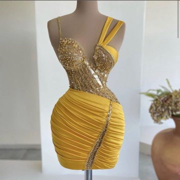 nancyann_02's tweet photo. The customer is the final filter. What survives the process is what people wear. I’m not interested in making clothes that end up in a dusty museum. https://t.co/0MDDnfDjp1