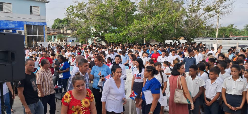 Los #MatancerosEnVictoria, alzan su voz por #PalestinaLibre.
<a href="/CaridadPoey/">Marieta Poey Caridad</a> <a href="/mariofsabines/">Mario Sabines Lorenzo</a> 
<a href="/TaniaEfigenia/">Tania Efigenia Tenrero Cañete</a>