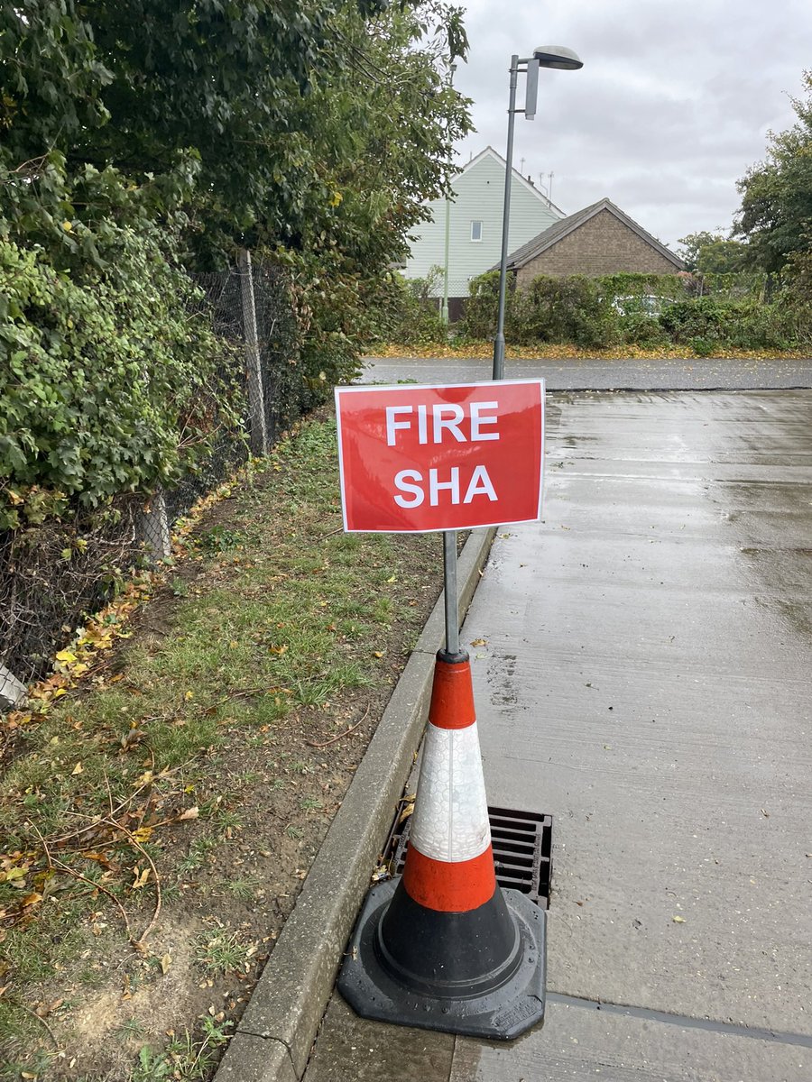 Lucy Alexander tweet media