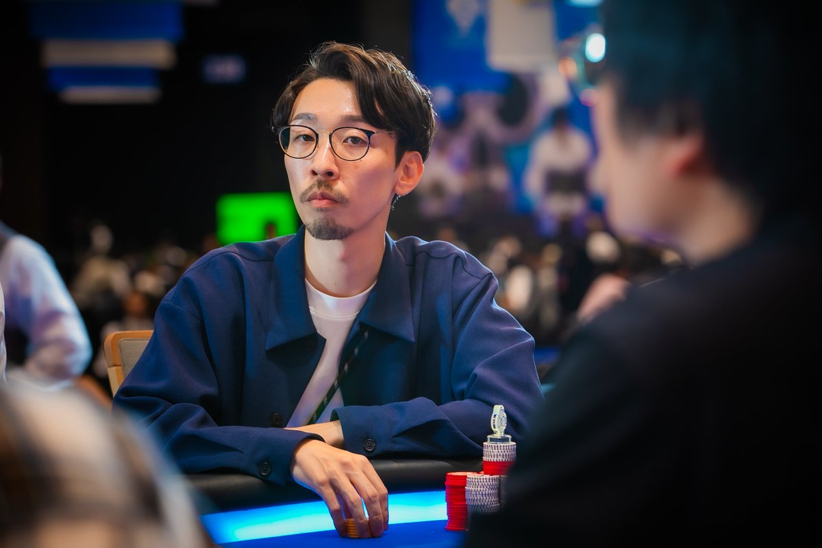 japanopenpoker's tweet photo. 【#17 NLH Whopper®Stack Sponsored by BURGER KING】

2位 Hibiki様、3位 Master様
4位 ISERYO様

選手契約がオファーされます！
入賞おめでとうございます✨

#JOPT https://t.co/8TWofgI6Ja