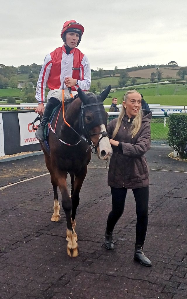 Seskin Flash with connections after R6 <a href="/DownpatrickRace/">Downpatrick Racecourse</a>