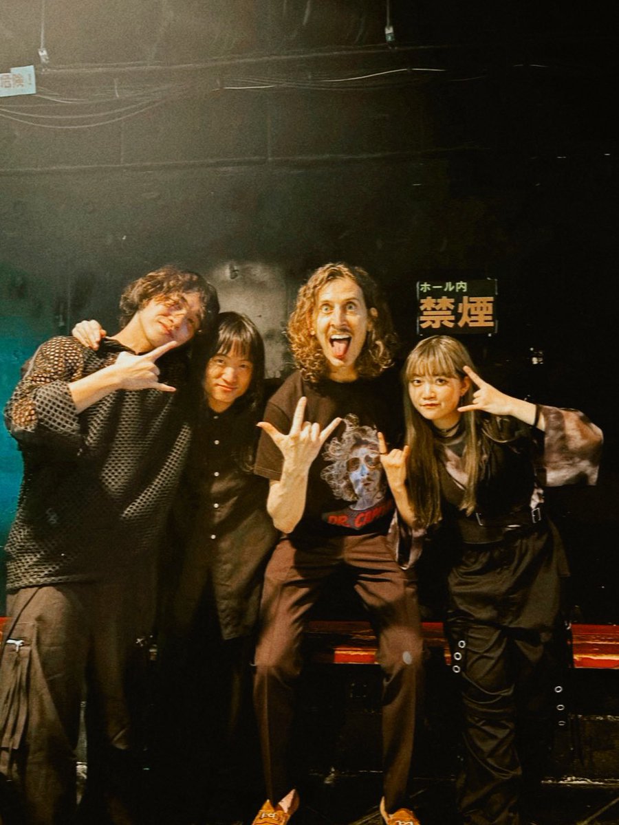 HAL-CA@ASTERISM (@halca_asterism) on Twitter photo Dr.METALアステちゃん!
最高でしたーーー!
新曲めっちゃやったで!
<a href="/dr_capital/">Dr. Capital ドクターキャピタル</a> さんとのセッションも激アツでした🔥
ありがとうございました!
来年のワンマンにも来てね🤘
🎫
l-tike.com/concert/mevent… Dr.METALアステちゃん!
最高でしたーーー!
新曲めっちゃやったで!
<a href="/dr_capital/">Dr. Capital ドクターキャピタル</a> さんとのセッションも激アツでした🔥
ありがとうございました!
来年のワンマンにも来てね🤘
🎫
l-tike.com/concert/mevent…