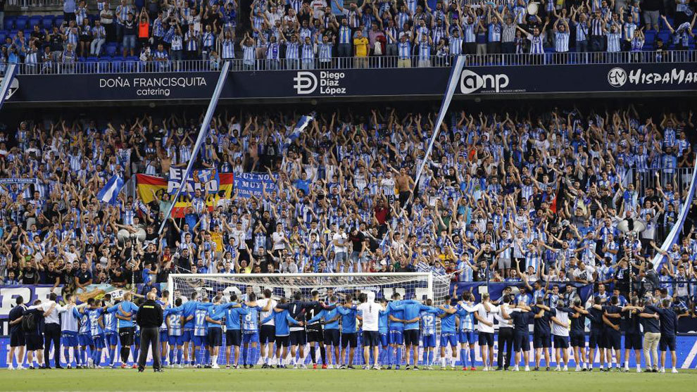 Si no puedes acudir este domingo a La Rosaleda cede tu abono, pero que no quede ni un sitio libre en el estadio. Juntos somos más fuertes.