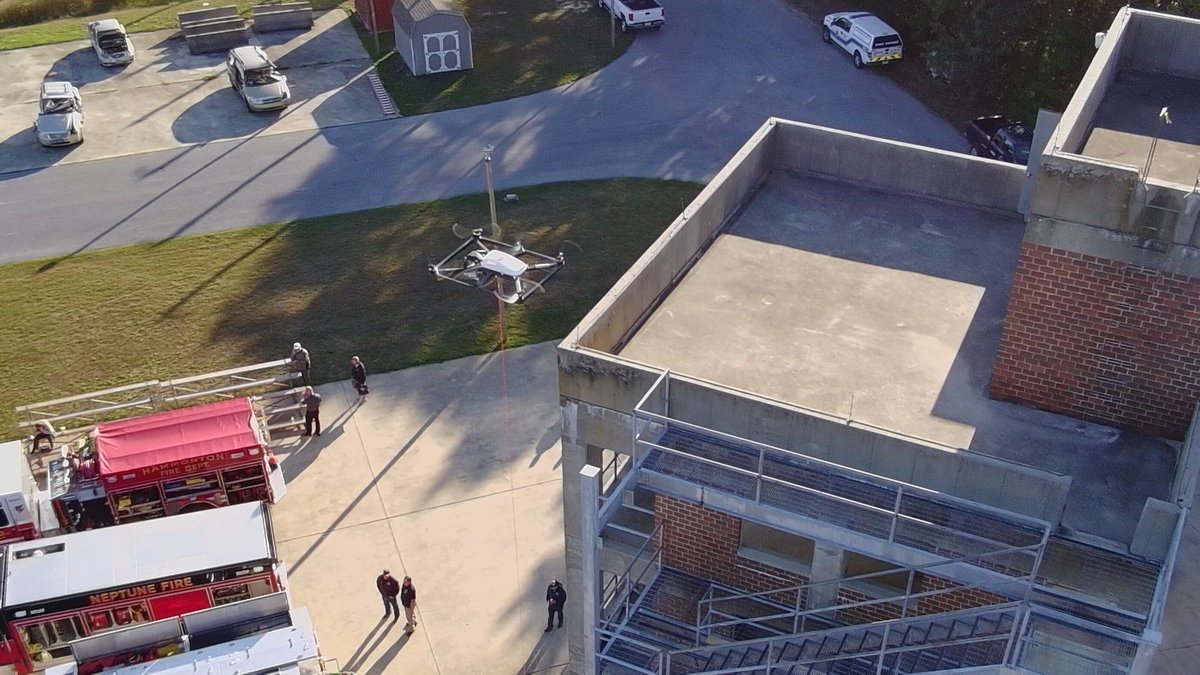Fotokite_'s tweet image. Flying high in New Jersey! @Fotokite_  at Road Rally with Fire &amp;amp; Safety Services, Ltd. this week in Egg Harbor Township, NJ. 

 #roadrally2025 #firefighting #dronetechnology
