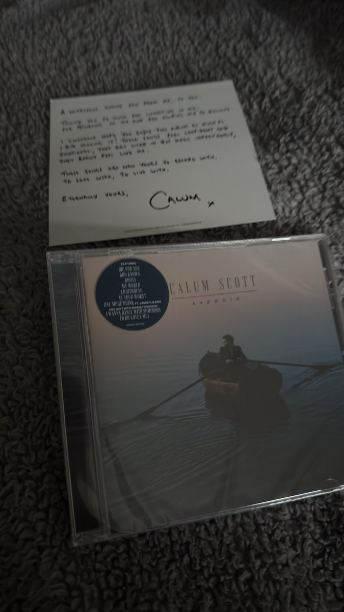 CalumScott_Hull's tweet photo. Happy avenoir release day @calumscott ❤️ https://t.co/L8kf2xUwEh