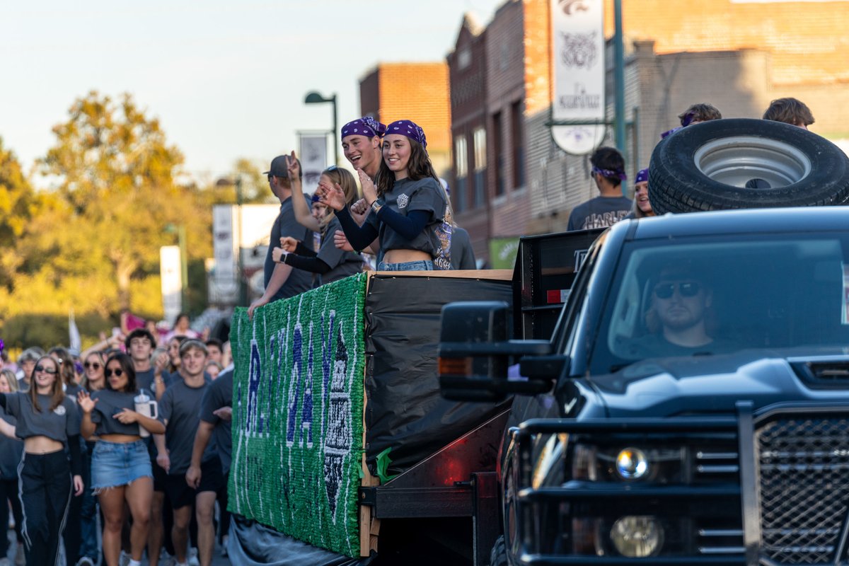 The K-State Homecoming Parade kicks off today at 5 p.m. We love this annual tradition, traveling down Poyntz Avenue and Aggieville. The 2025 parade map here to help you plan where to watch the parade: loom.ly/TY63bYo