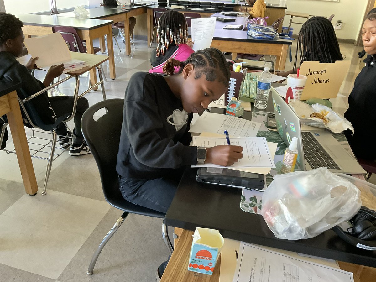 Crawford W. Long Middle School tweet media