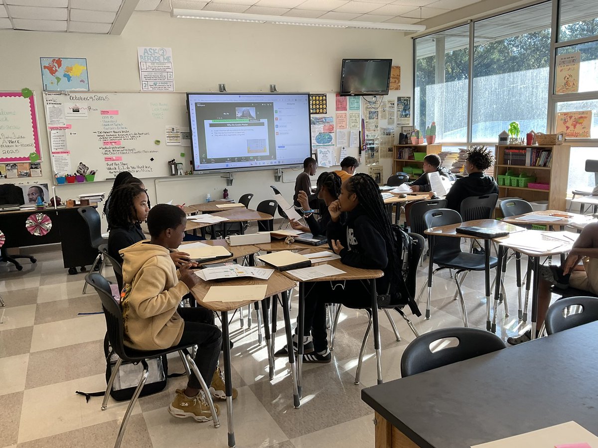 Crawford W. Long Middle School tweet media