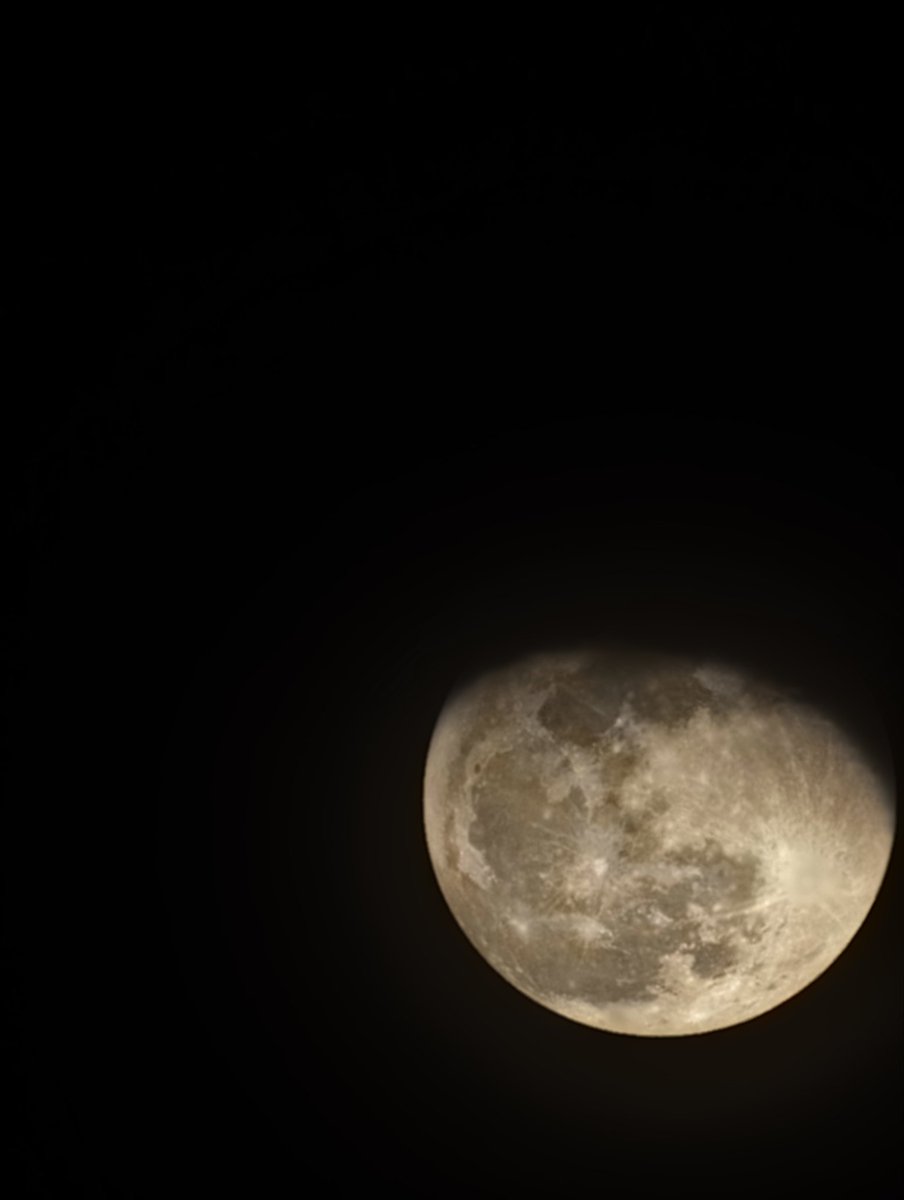 Some close ups of 'Karwa Chauth ka Chand'.