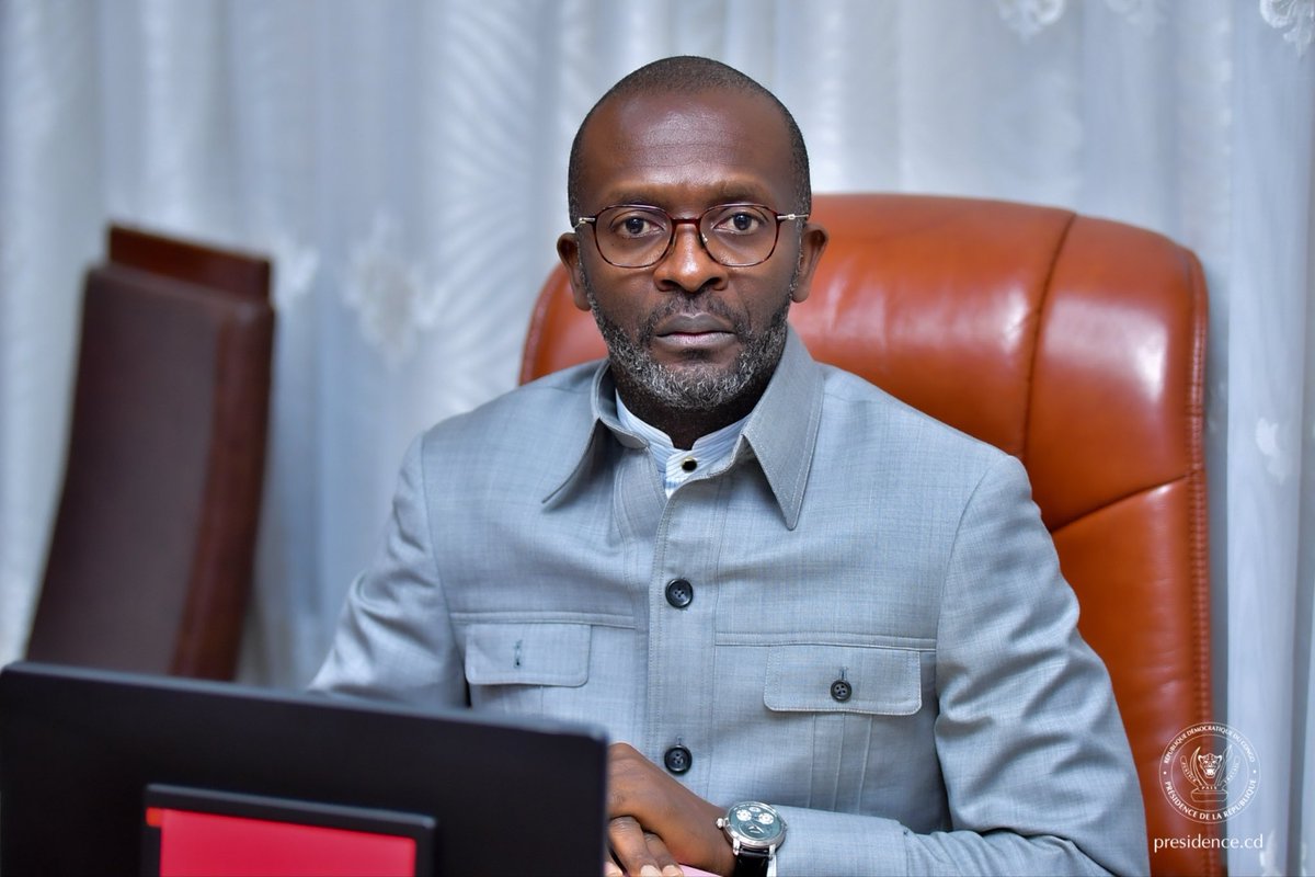 Presidence_RDC's tweet image. La Première ministre Judith Suminwa préside le 62ème Conseil des ministres, ce vendredi à la Cité de l’Union africaine, à la place du Chef de l’État en mission à l’étranger.

Au cours de cette réunion ordinaire, les membres du gouvernement planchent notamment sur l’évaluation de…