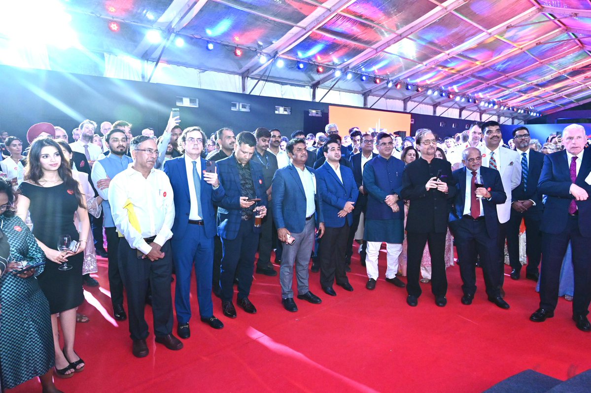 NiteshNRane's tweet image. Had the honor of attending the India–UK Partnership Reception held at HMS Richmond &amp;amp; Quayside, Mumbai.

It was a privilege to address the distinguished gathering and to be part of meaningful discussions focused on strengthening cooperation &amp;amp; partnership between India and the UK.…