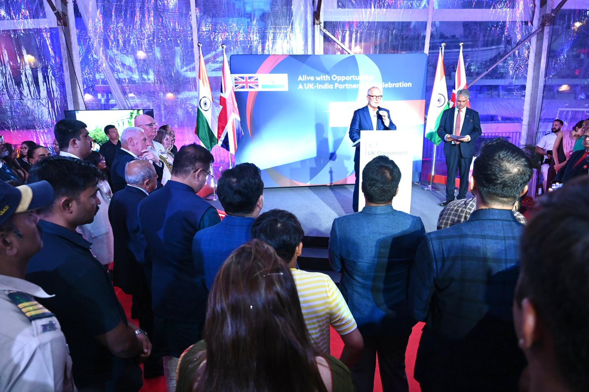NiteshNRane's tweet image. Had the honor of attending the India–UK Partnership Reception held at HMS Richmond &amp;amp; Quayside, Mumbai.

It was a privilege to address the distinguished gathering and to be part of meaningful discussions focused on strengthening cooperation &amp;amp; partnership between India and the UK.…