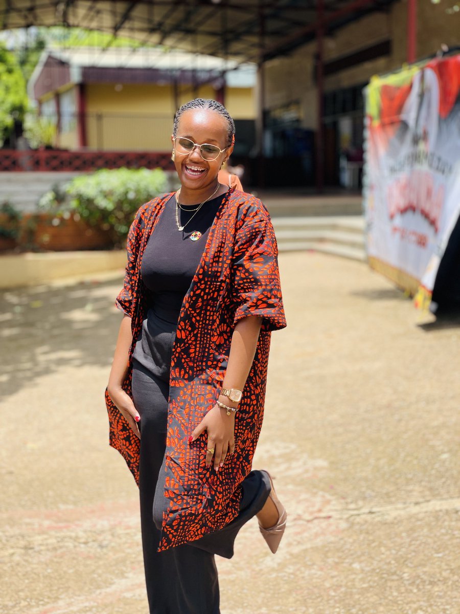 Hanah Terisah tweet media