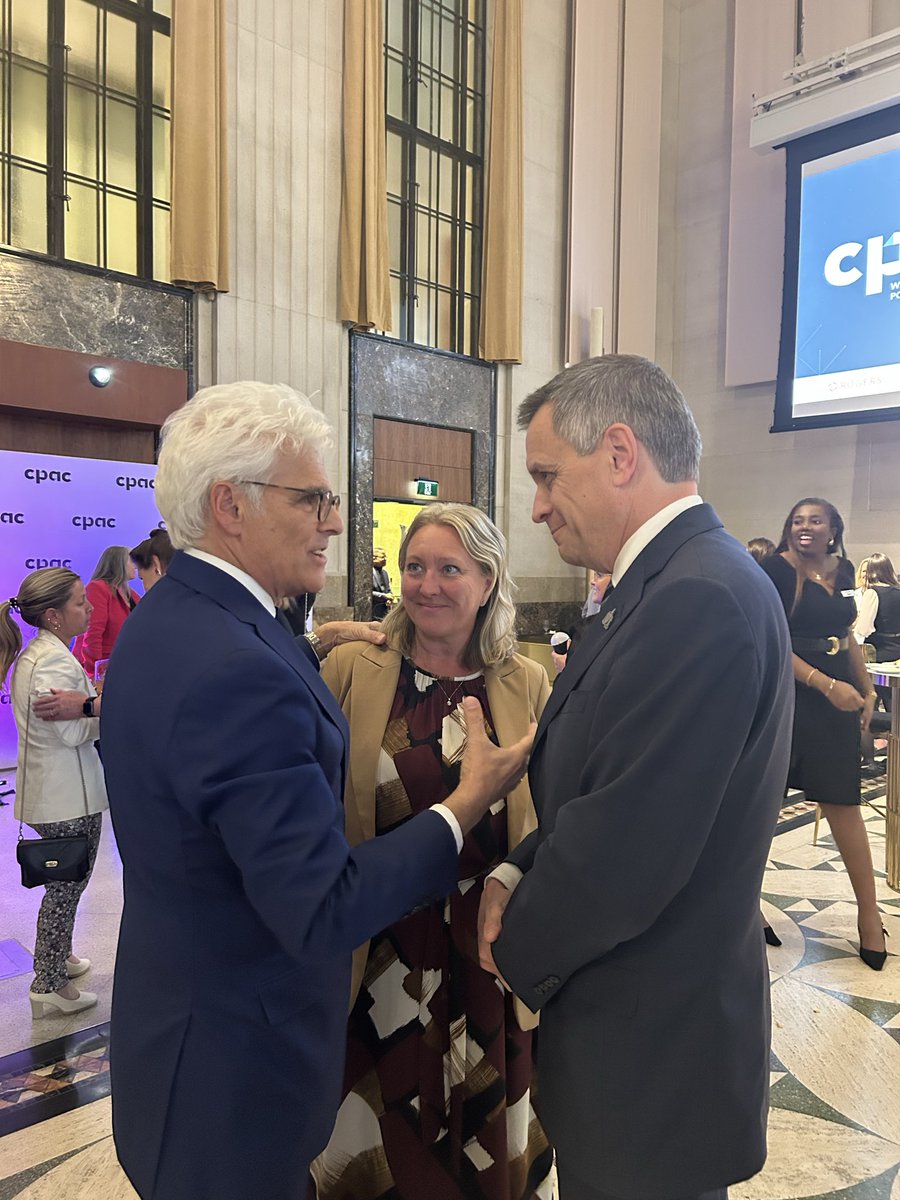 _MarkSutcliffe's tweet photo. It was great to drop in on the @CPAC_TV Fall Parliamentary Reception and connect with Colette Watson, @MonaFortier,
@ScarpaleggiaLSL and former colleagues. 
 
C'était formidable de passer à la réception parlementaire d'automne du @CPAC_TV et de retrouver Colette Watson, @MonaFortier, @ScarpaleggiaLSL et d'anciens collègues.