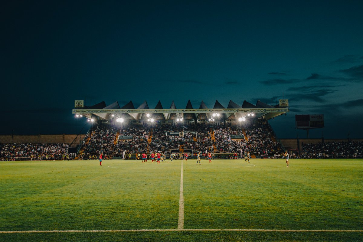 ⏳ 48 ℎ𝑜𝑟𝑎𝑠 𝑝𝑎𝑟𝑎 𝑣𝑜𝑙𝑣𝑒𝑟 𝑎 𝑐𝑎𝑠𝑎 😍

📸 La foto de <a href="/mafiadelarte/">Mafia del arte Audiovisual</a> en su noche astronómica ✨

#EligeCreer #LaOrdenDelDecano 
#AúpaCPC