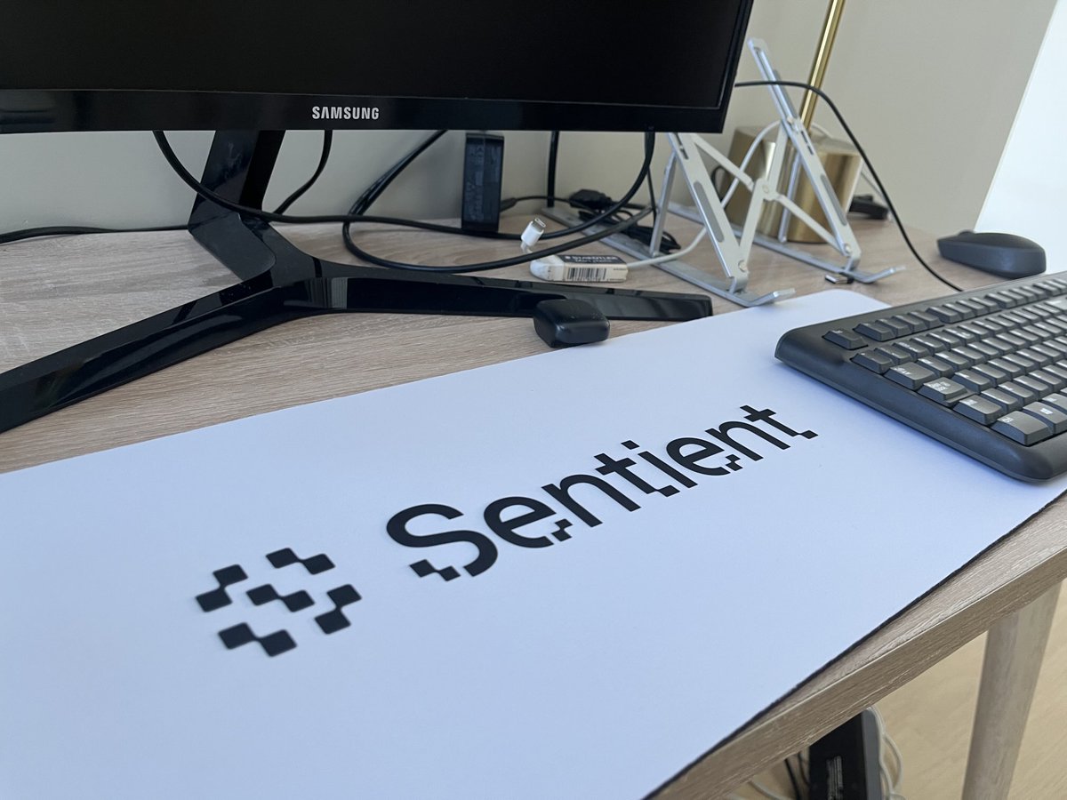 FavouredFaith6's tweet image. sentient’s ai is smarter, faster, and more reliable than the big names right now!
they just won ai startup of the year at the minsky awards 🙌
their new system, roma search reached 81.7% accuracy, beating other top ai models in solving complex problems step by step.…