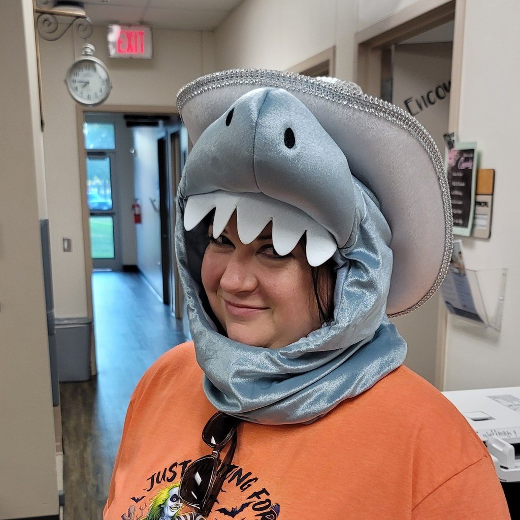 No one has more SCHS Shark spirit than Mrs. McCord today. We love her so! #WilderWolves #BuildingBrightFutures #AllinAlvinISD