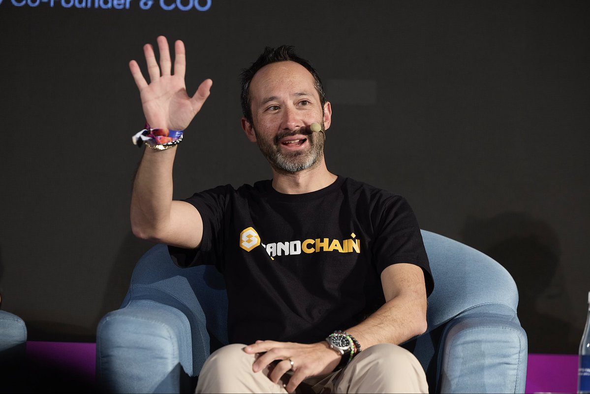 borgetsebastien's tweet image. Explaining the importance of experimentation, failure, iteration, creativity and innovation for content creators and game developers. 

Technology has helped us onboard millions to make things they would never believe possible before - but the road ahead remains full of…