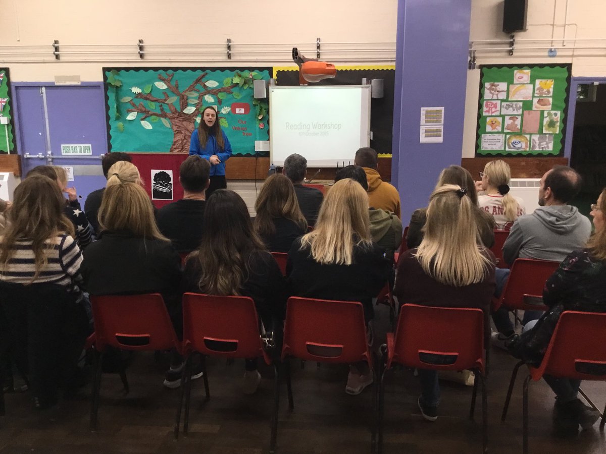 AspleyGSchool's tweet photo. Great reading workshop this afternoon.
#AimingHigh #GrowingTogether https://t.co/wq7Hib5ThP