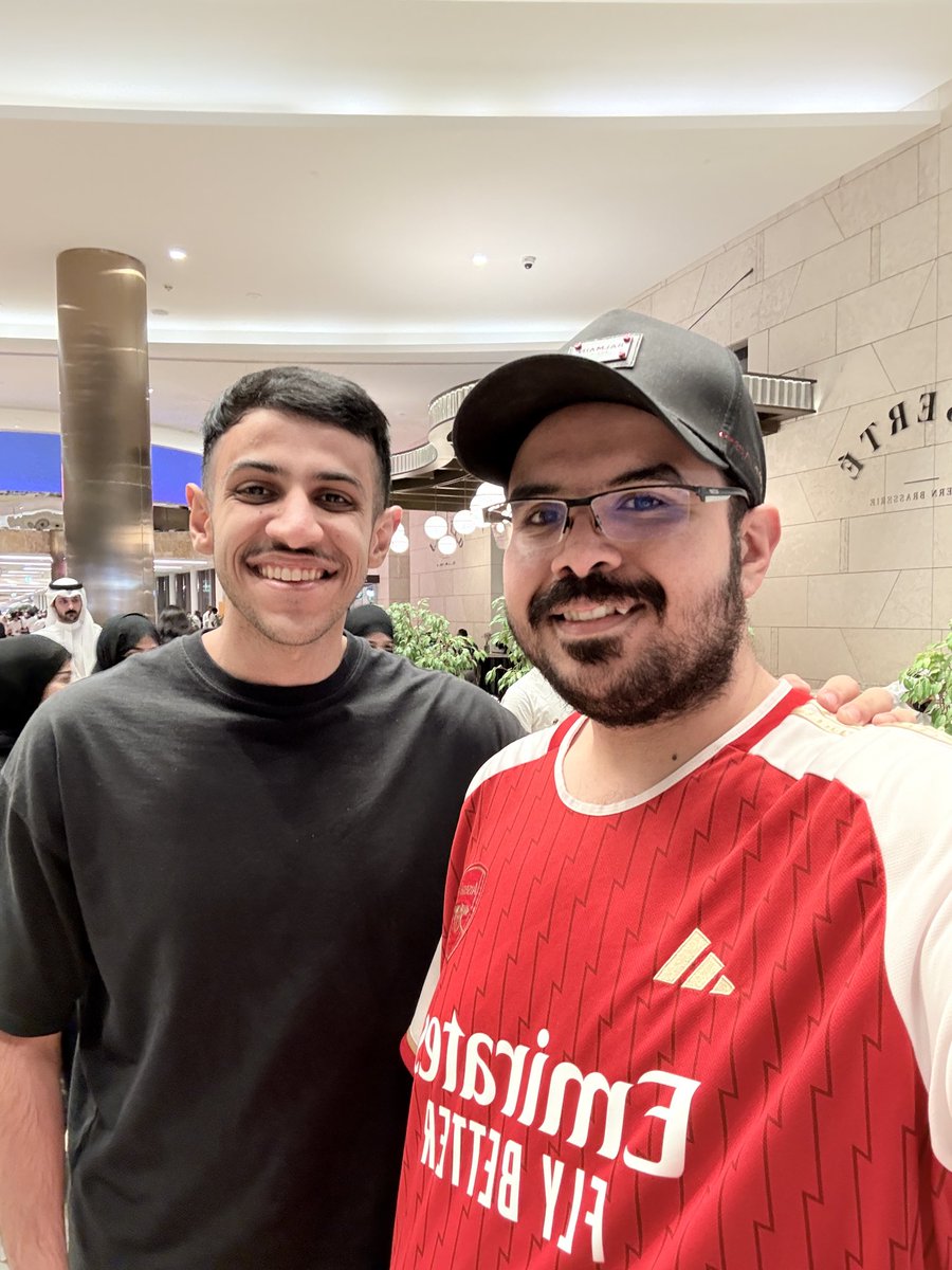 estationq8's tweet image. يوم للتاريخ مع تحدي الثلاثين 🤩
شوفو الرهيبين اللي التقيت فيهم!
#تحدي_الثلاثين 
-
احمد الذكير
عبدالرحمن الشطي
 -فيصل اسامة