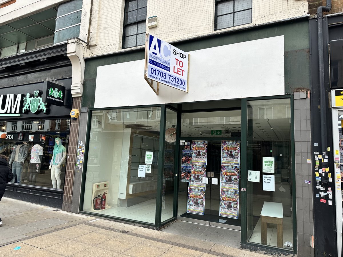 46 South Street Romford - Friday completion . LET BY AC.