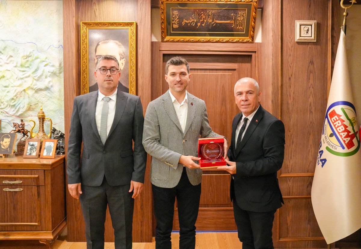 Bugün şehrimizde;

◽Gümüşhane Bahçeli Belediye Başkanımız, Sayın Çetin Rıza Tanış,
◽Söğütlü Belediye Başkanımız Sayın İsa Koç,
◽Ünlüpınar Belediye Başkanımız Sayın Fikri Özer,
◽Gümüşgöze Belediye Başkanımız Sayın Celil Erdoğan,

◽TSE Karadeniz Bölge Müdürü Sayın Erol Kaygı