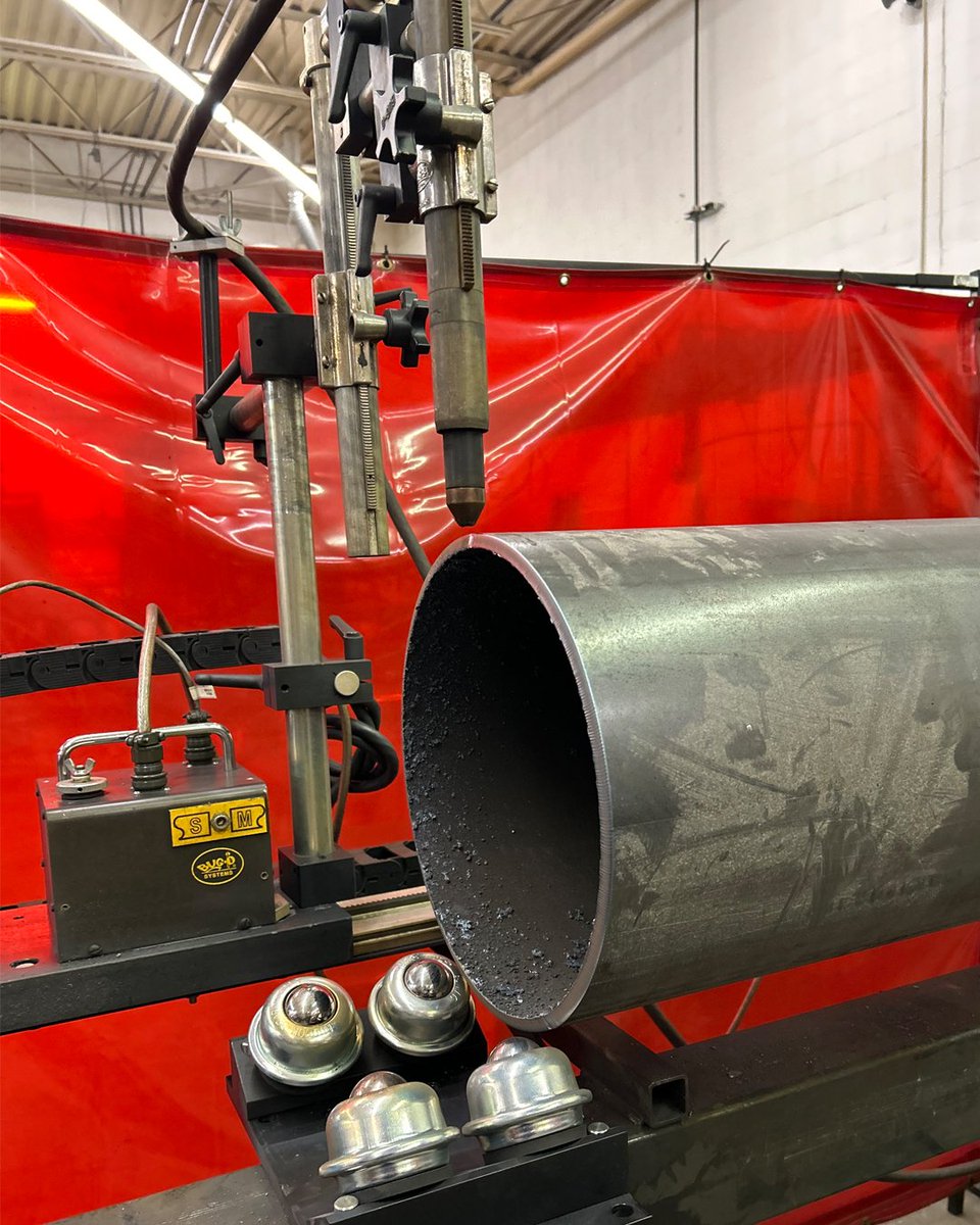 BugOSystems's tweet image. #FeatureFriday Ready to eliminate complex pipe layout & manual measuring? Meet the MM-1 Automated Pipe Cutter—your solution for fast, precise profile cuts on pipes from 4"–16" (10–40 cm). hubs.la/Q03MwMYb0 #BugoSystems #MadeInUSA #fab #plasmacut #oxyfuel