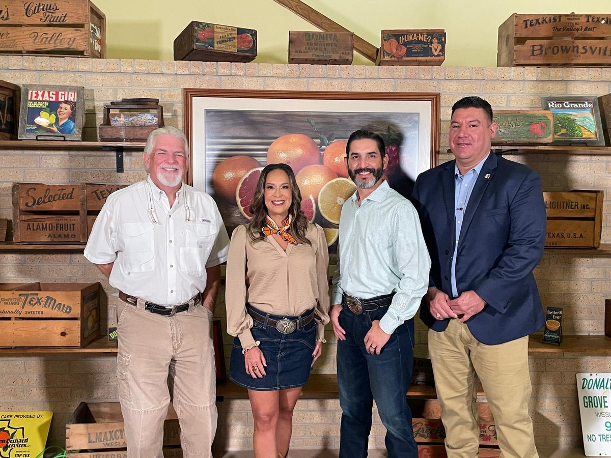 TexProduce's tweet image. 💧 This morning #TIPA hosted a #pressconference on why the 1944 Water Treaty must be enforced through #USMCA + how #watersecurity impacts our economy, ag &amp;amp; environment.

Thank you to @RepMonicaDLC, Daniel Rivera, Dante Galeazzi &amp;amp; Dale Murden.

🎥 Watch: facebook.com/TexIPA.org/vid…