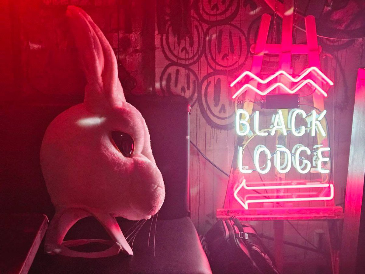 the_VETEMANS's tweet image. Маша Мирова - Маяковский 

#1AC #focuspuller 🎥✨