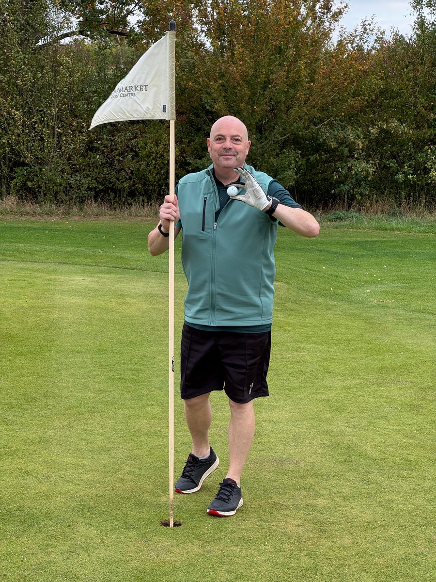J4yd0g's tweet photo. Sporting bucket list item complete.   Hole-in-one @stow_golfcentre https://t.co/toMV9TAbAh