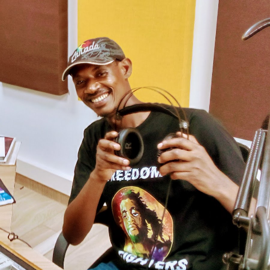 Don't bury your thoughts, put your vision to reality. - Bob Marley 
Rise and shine, githaa ni ya #Changamka ukiwa na <a href="/LIBERATOREDGAR/">Edgar Ogutu(liberator)</a> 
Tune in, tuchapiane 📲 0711 443 886