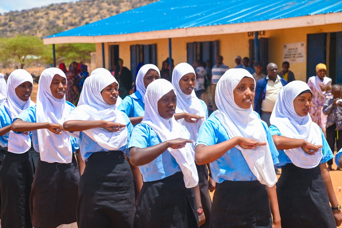 harsama_kello's tweet image. Today, I was honoured to lead the Mazingira Day celebration at Funan Qumbi Primary School in Marsabit County, where over 3,000 tree and fruit seedlings were planted and distributed to schools and the local community.
