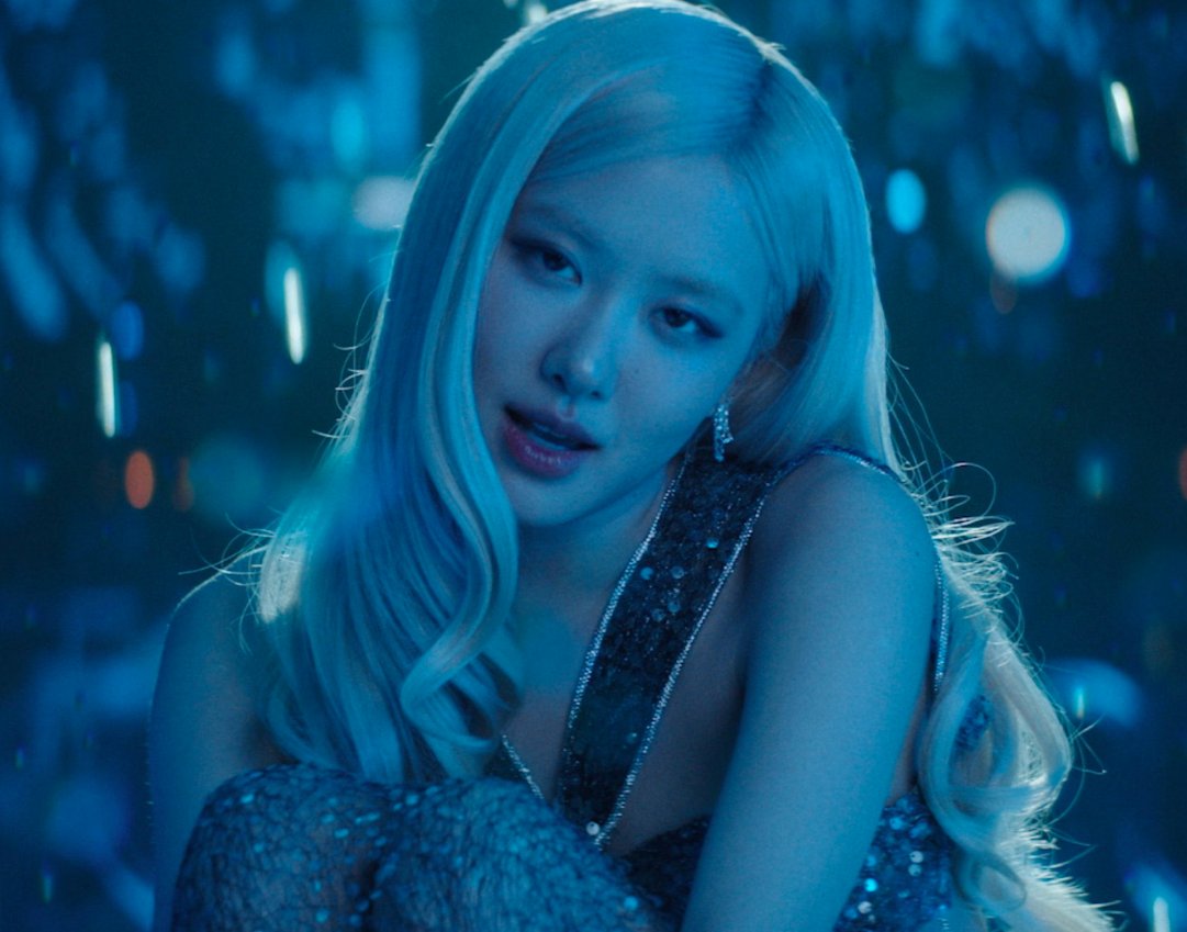 Rosé's 'messy' an OST remains the biggest debut with partial tracking among kpop female soloists in 2025

1. Messy (639,617) -ROSÉ
2.FUTW (604,959) - lisa 
3. like jennie (452,426) - jennie 
4. eyes closed (417,338) - jisoo &amp; zayn
5. priceless (287,710) - lisa &amp; maroon5