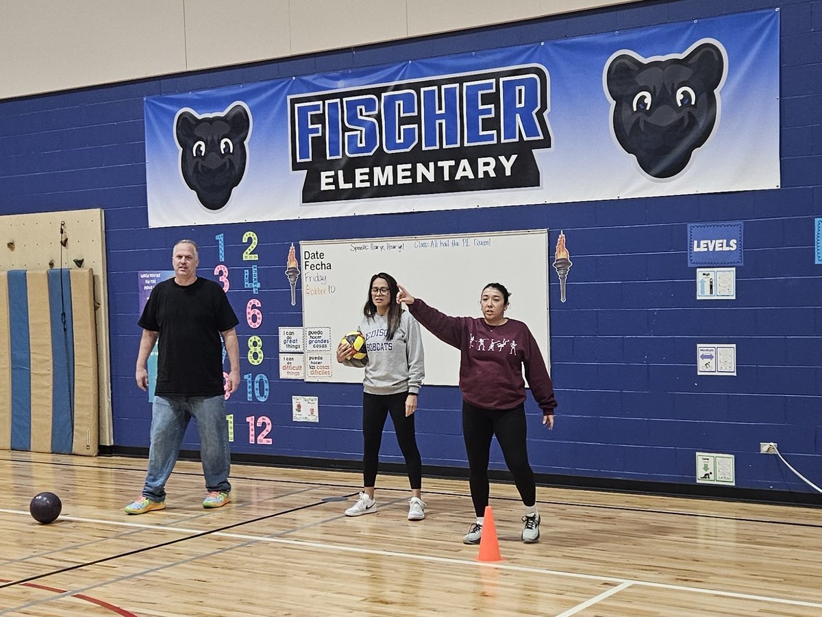 Fischer Elementary School tweet media