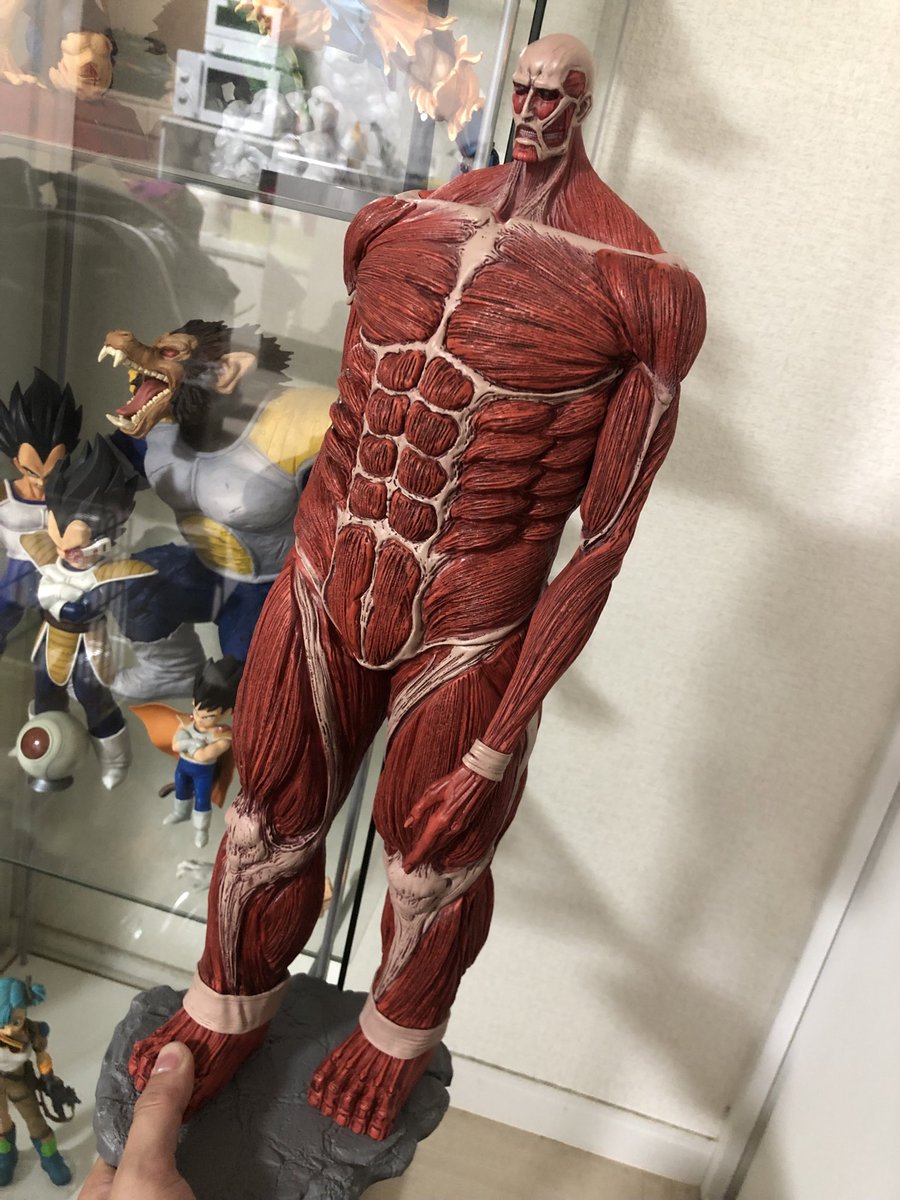 巨人さん！入りません！！！！！

進撃の巨人一番くじを大人買いするとは
最近ドラゴンボールでも大人買いしてないのに！
満足！