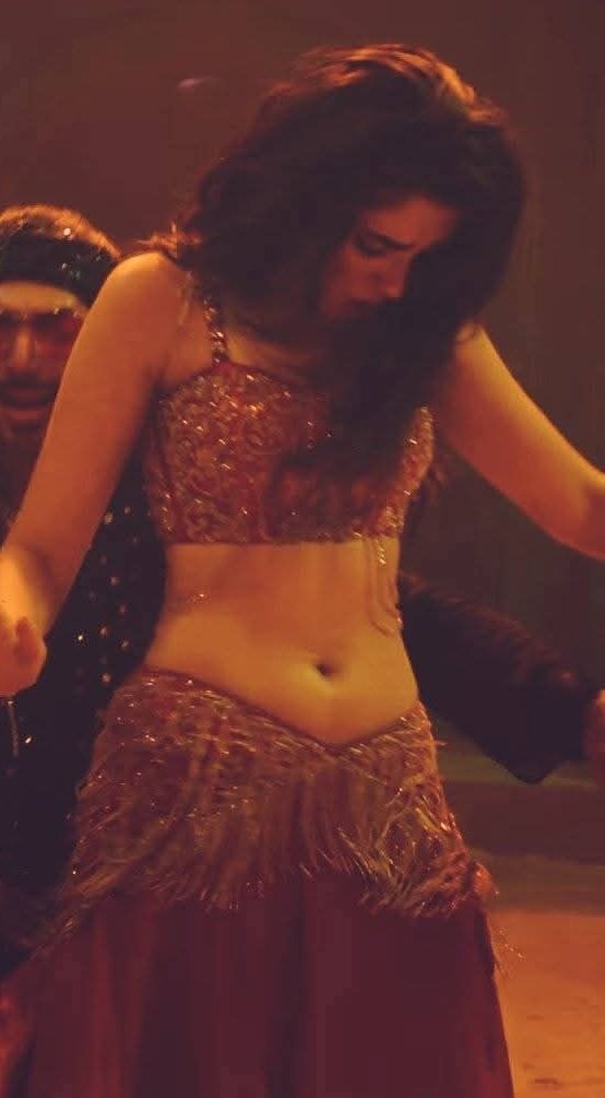 G26jha9XsAADgnq?format=jpg&name=medium