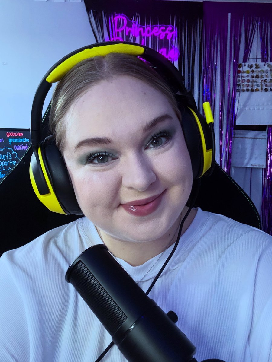 💫❤️Community SMITE 2 Games❤️💫 

Let’s have a lil smite 2 moment this afternoon 😎 twitch drops are enabled!

twitch.tv/PrincessSaphrae 

#SMITE #smite2 #twitchdrops #communitygames