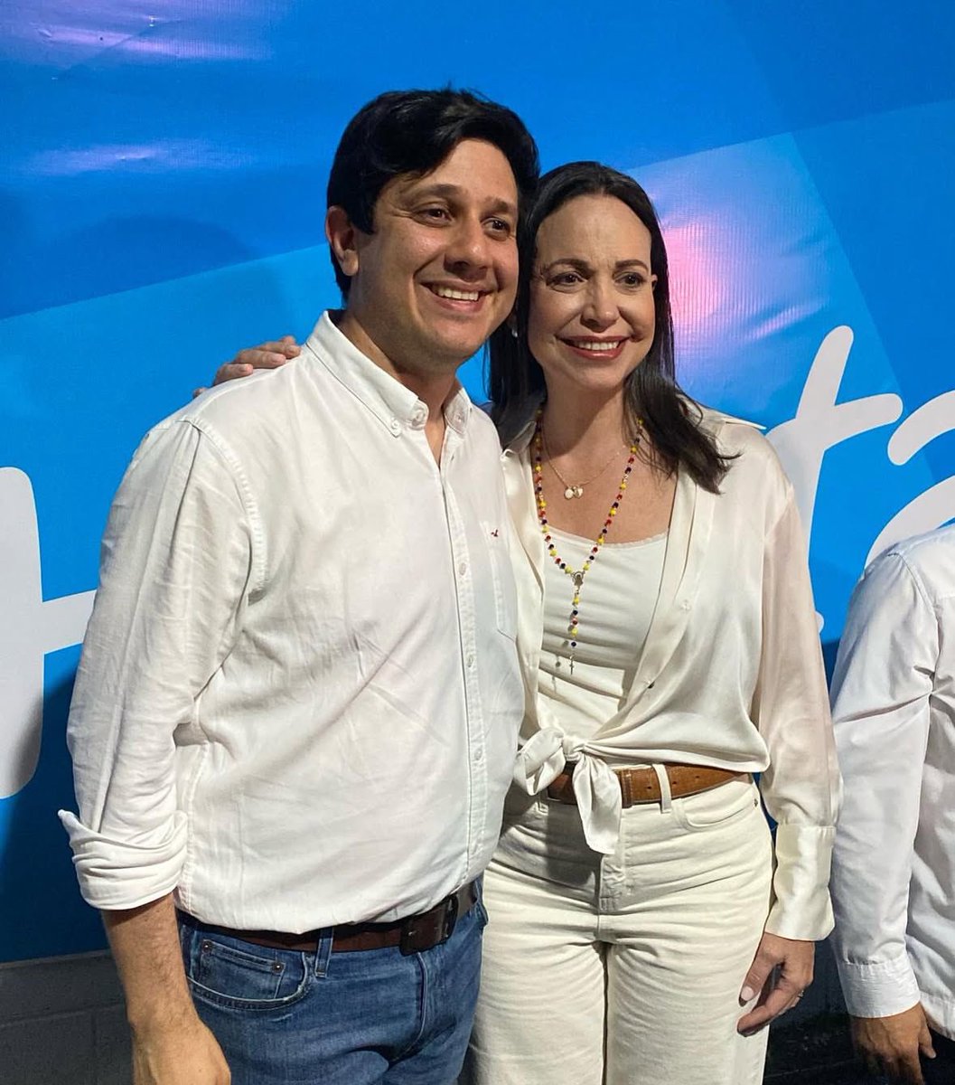 Hoy Jesús cumple 10 meses injustamente privado de libertad.

Y lo recibimos con una gran noticia: María Corina ha sido galardonada con el Premio Nobel de la Paz.

En medio de estas circunstancias tan duras, estos 10 meses de Jesús los recibimos con profunda esperanza, gratitud y